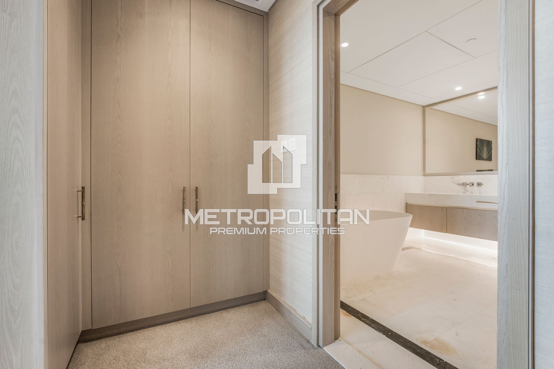 Palm and Sea View | Skyline Marina | High Floor-15