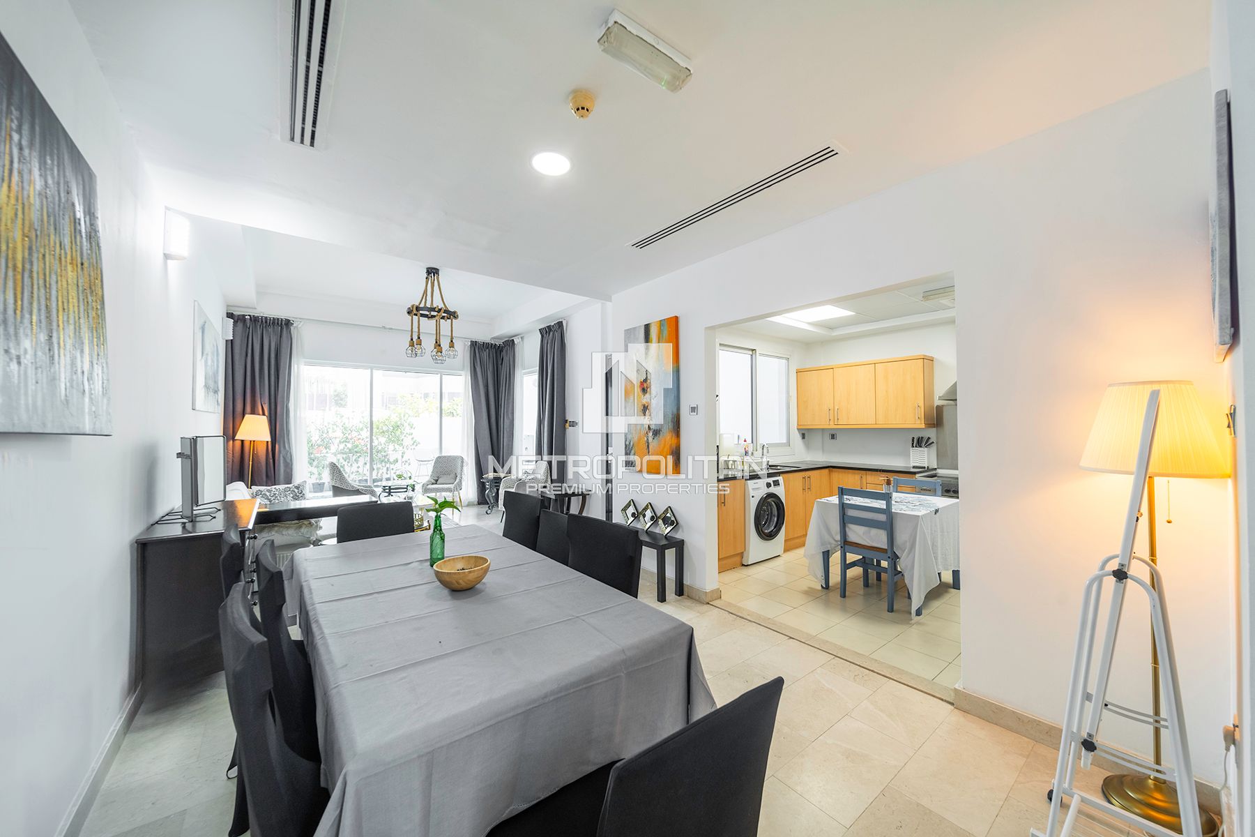 4BR WITH POOL | BASEMENT | NEXT TO PARK | RENTED-7