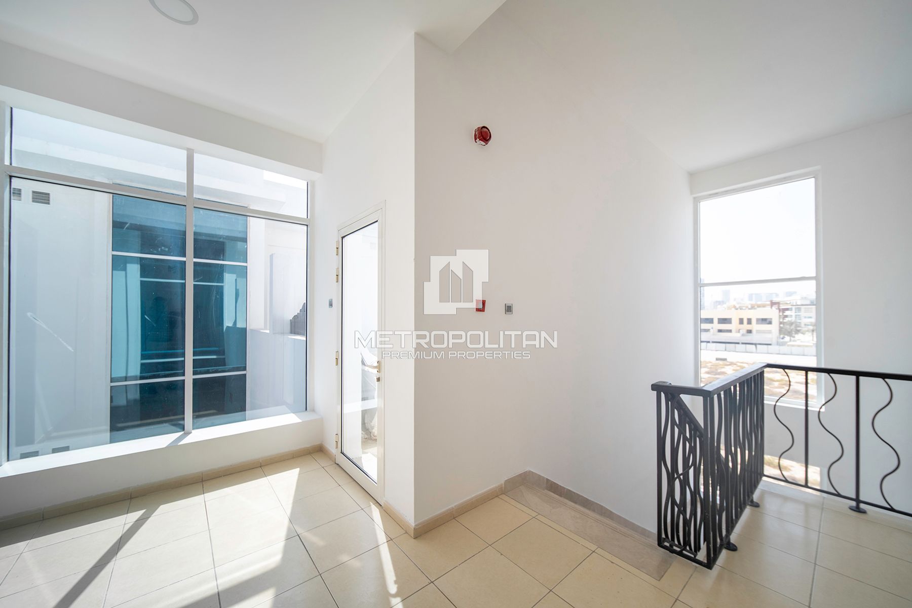 4BR WITH POOL | BASEMENT | NEXT TO PARK | RENTED-11